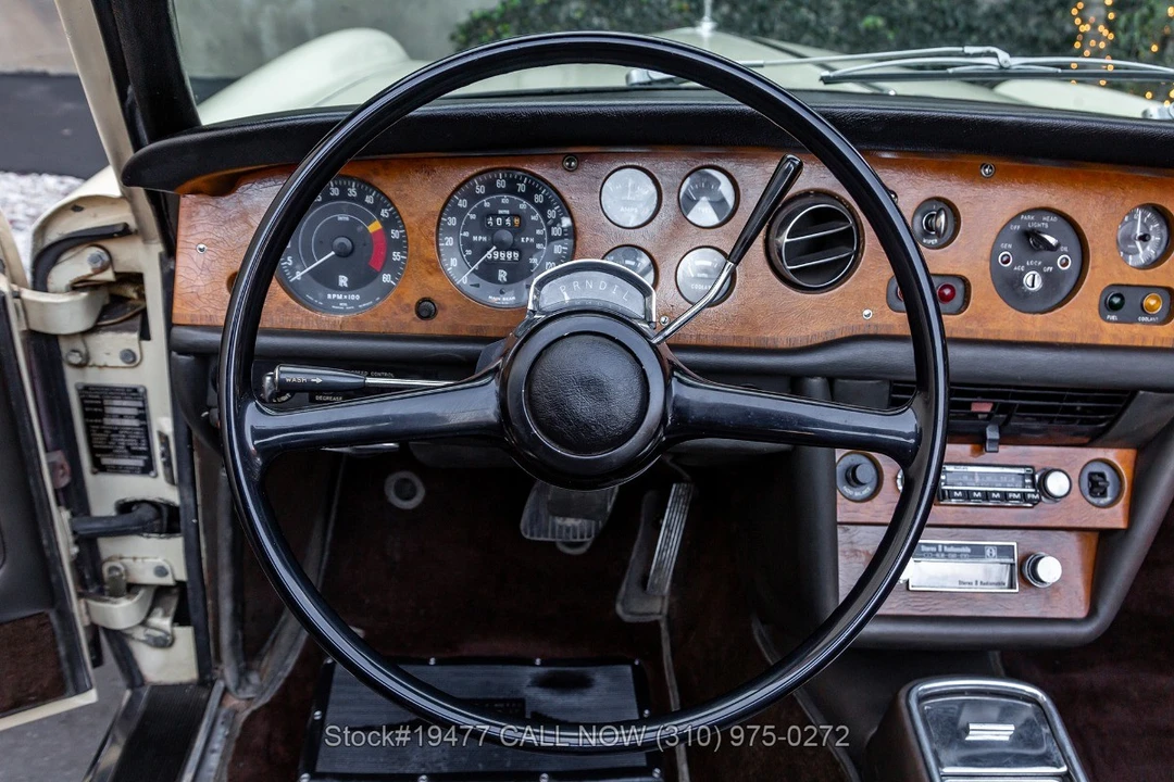 1972 Rolls-Royce Corniche Series I - Image 25 of 31