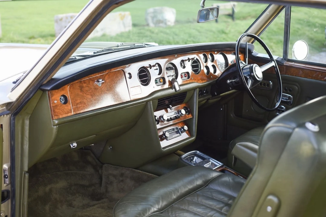 1972 Rolls-Royce Corniche Series I - Image 24 of 30
