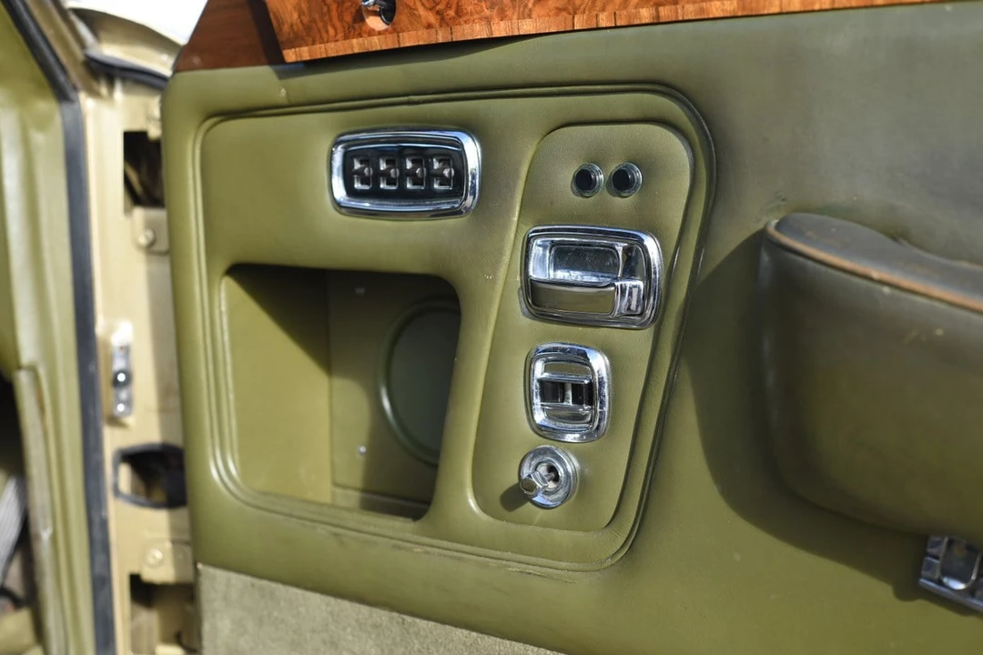 1972 Rolls-Royce Corniche Series I - Image 27 of 30