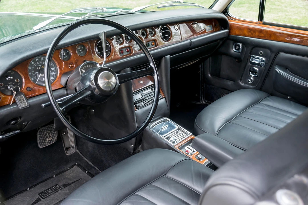 1972 Rolls-Royce Corniche Series I - Image 17 of 31