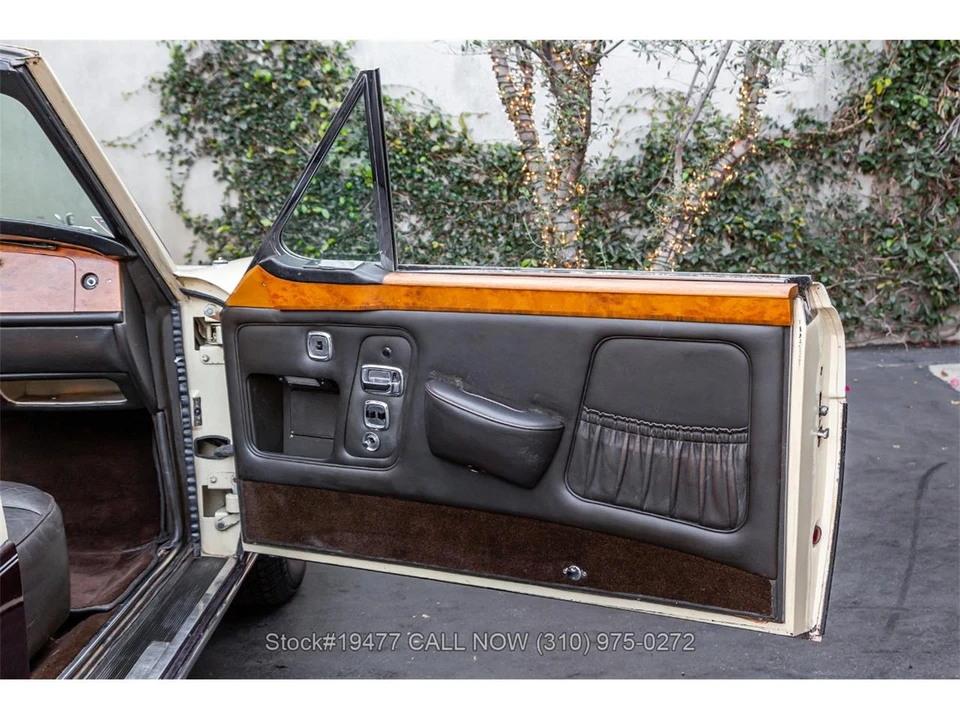 1972 Rolls-Royce Corniche Series I - Image 28 of 31