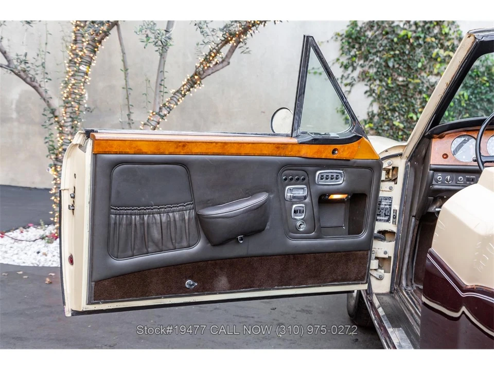 1972 Rolls-Royce Corniche Series I - Image 19 of 31