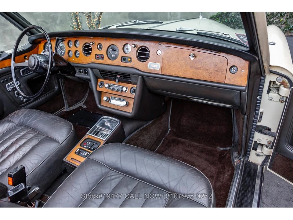 1972 Rolls-Royce Corniche Series I - Image 27 of 31