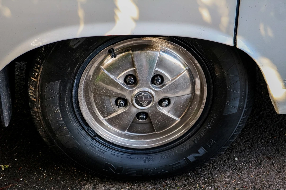 1972 Rover - Image 7 of 30