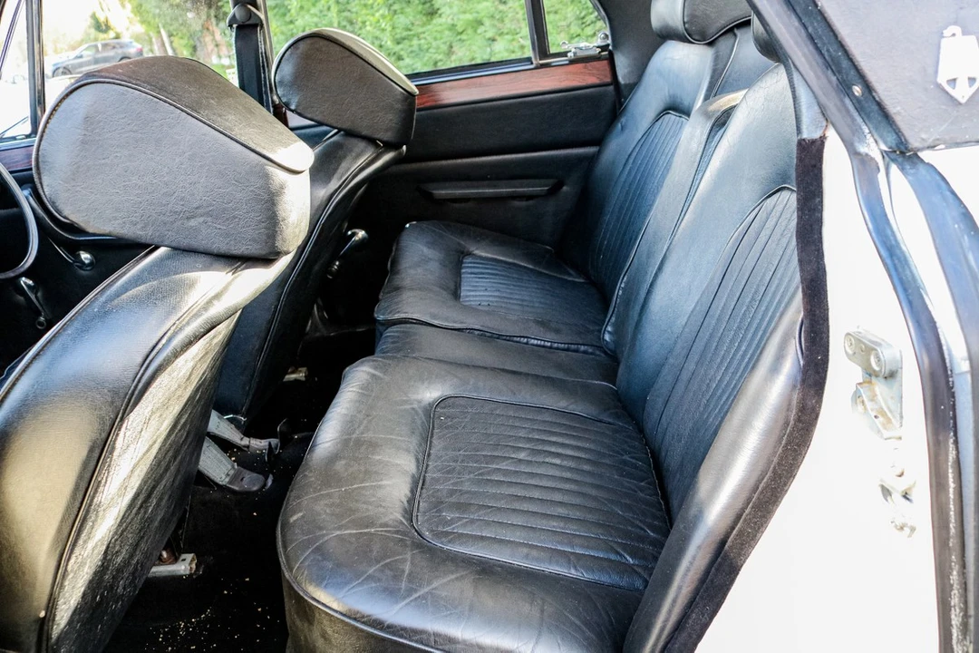 1972 Rover - Image 28 of 30