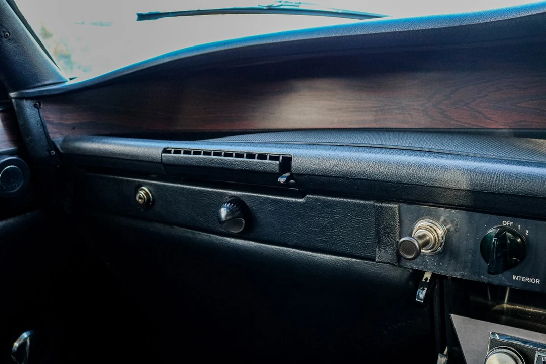 1972 Rover - Image 22 of 30