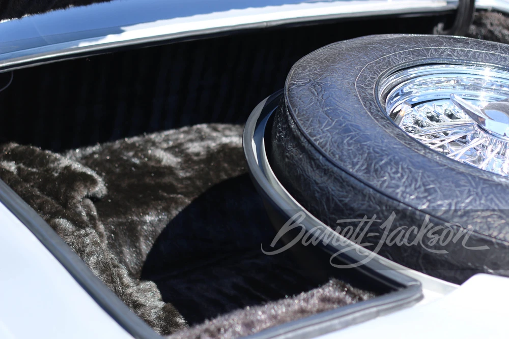 1972 Stutz Blackhawk - Image 16 of 27