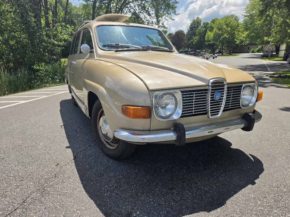 1972 Saab 95 - Image 14 of 31