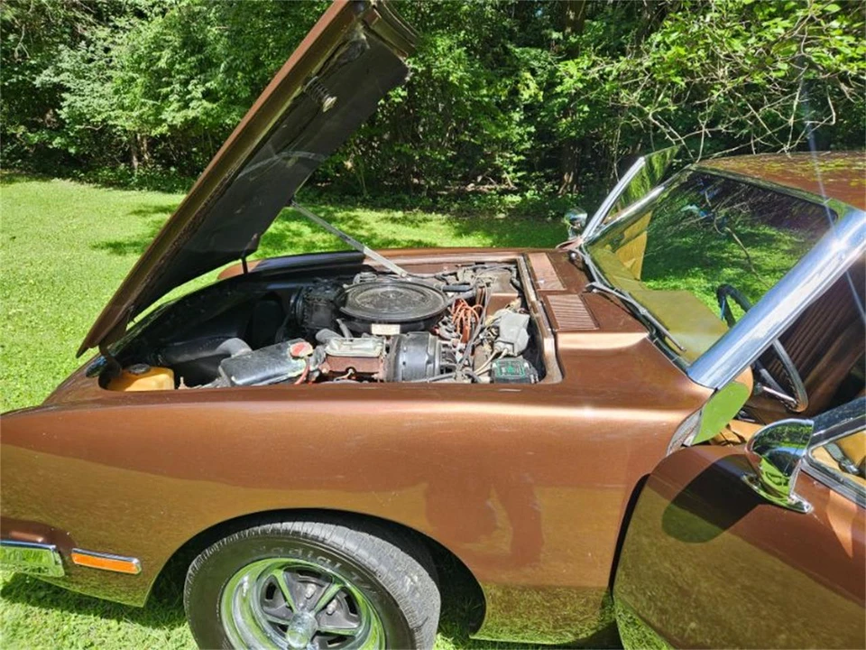 1972 Studebaker Avanti - Image 14 of 17