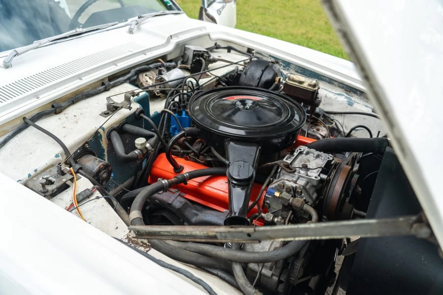 1972 Studebaker Avanti - Image 15 of 16