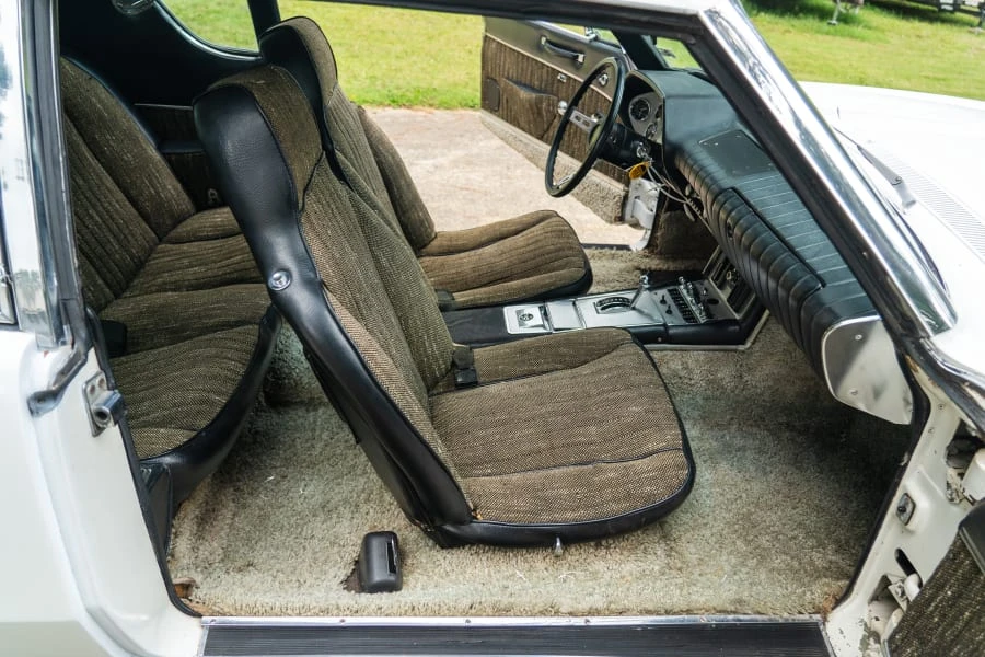 1972 Studebaker Avanti - Image 12 of 16
