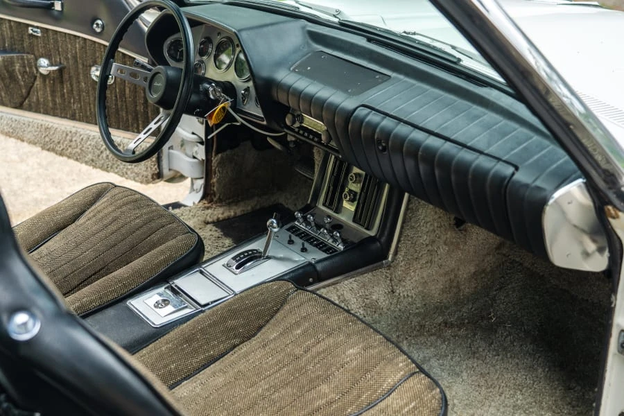 1972 Studebaker Avanti - Image 11 of 16