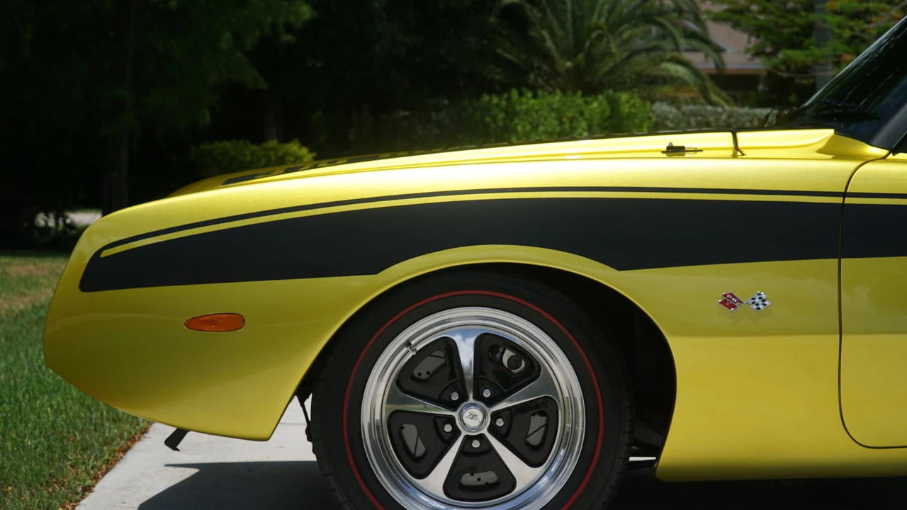 1972 Studebaker Avanti - Image 19 of 31
