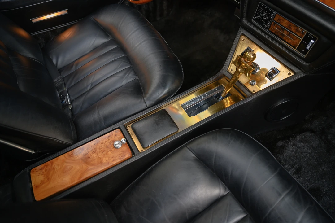 1972 Stutz Blackhawk - Image 18 of 31