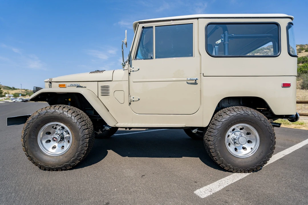 1972 Toyota J40 Land Cruiser - Image 13 of 31