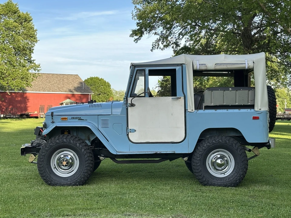 1972 Toyota - Image 8 of 31