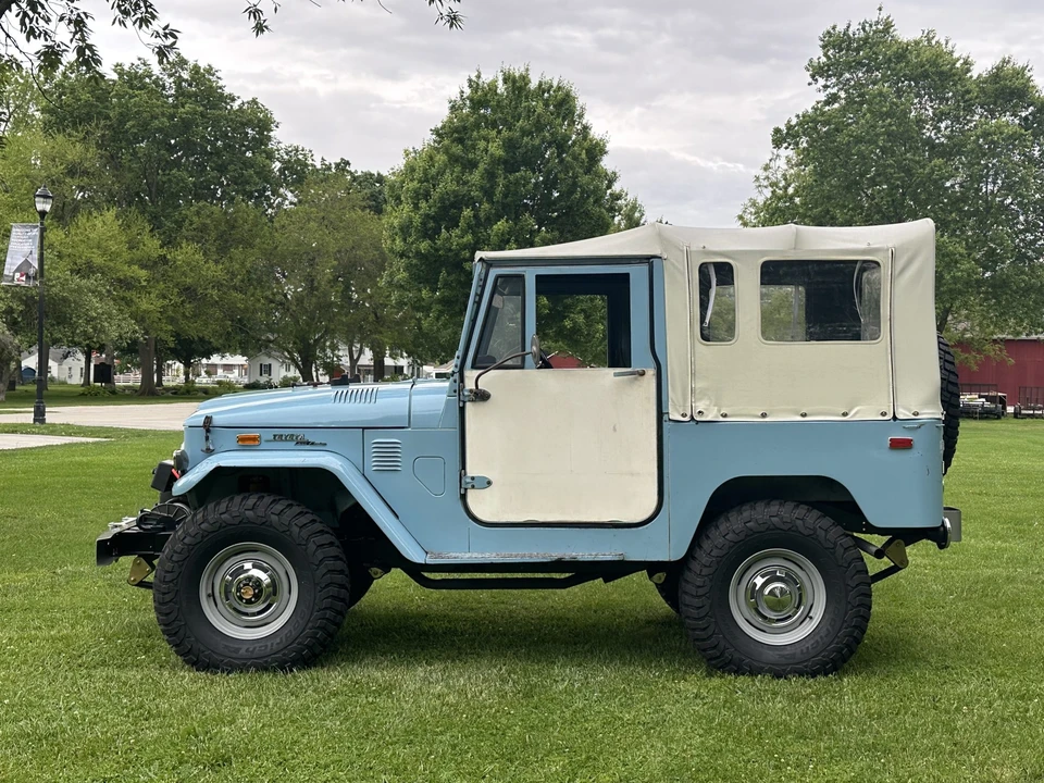 1972 Toyota - Image 7 of 31