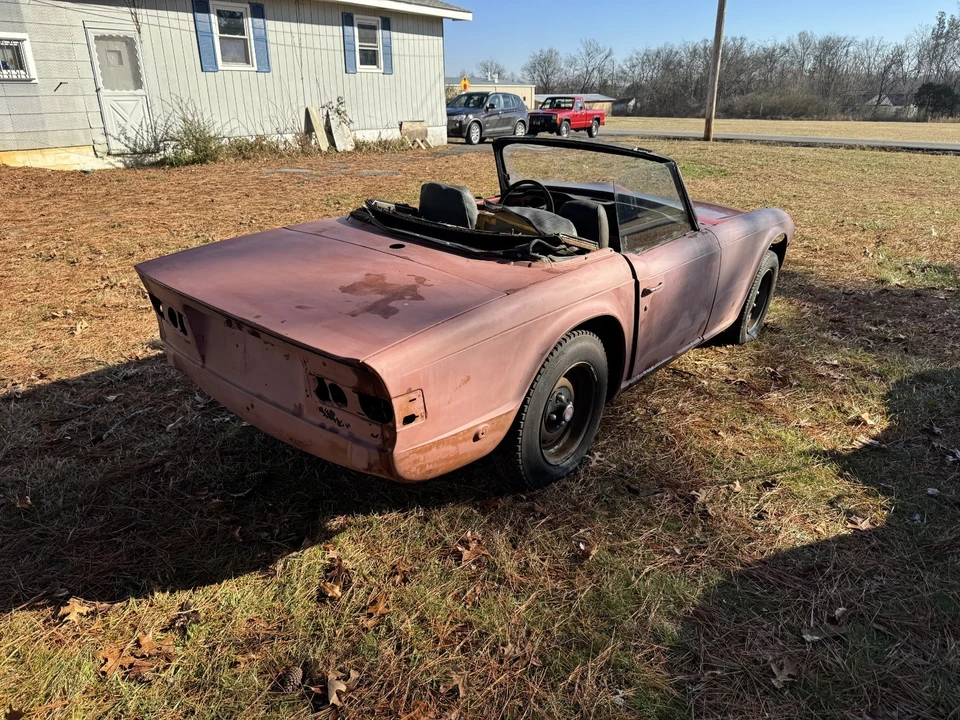 1972 Triumph TR6 (US-spec) - Image 4 of 6