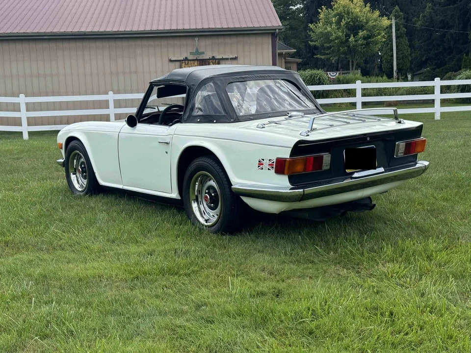 1972 Triumph TR6 (US-spec) - Image 11 of 31
