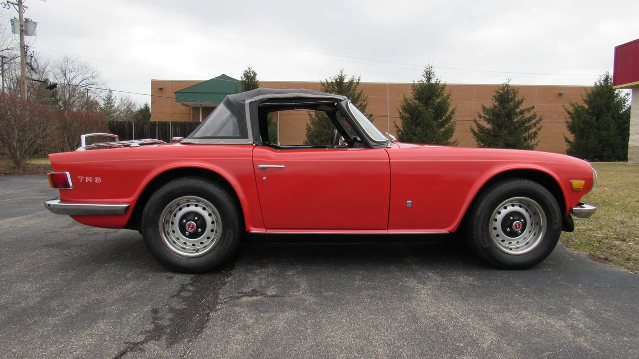 1972 Triumph TR6 (US-spec) - Image 2 of 31