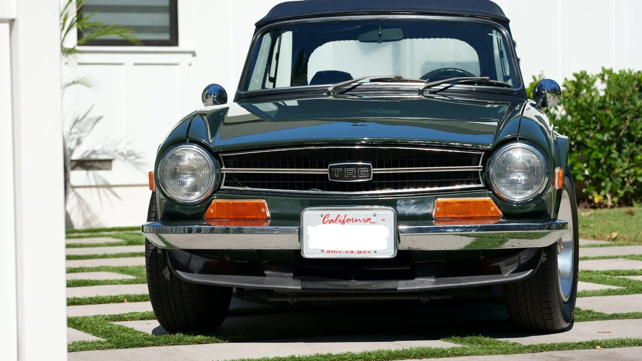 1972 Triumph TR6 (US-spec) - Image 2 of 31