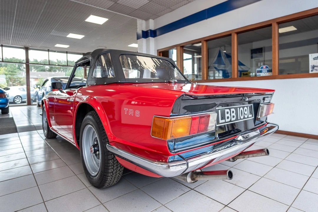 1972 Triumph TR6 CF Injected - Image 10 of 30