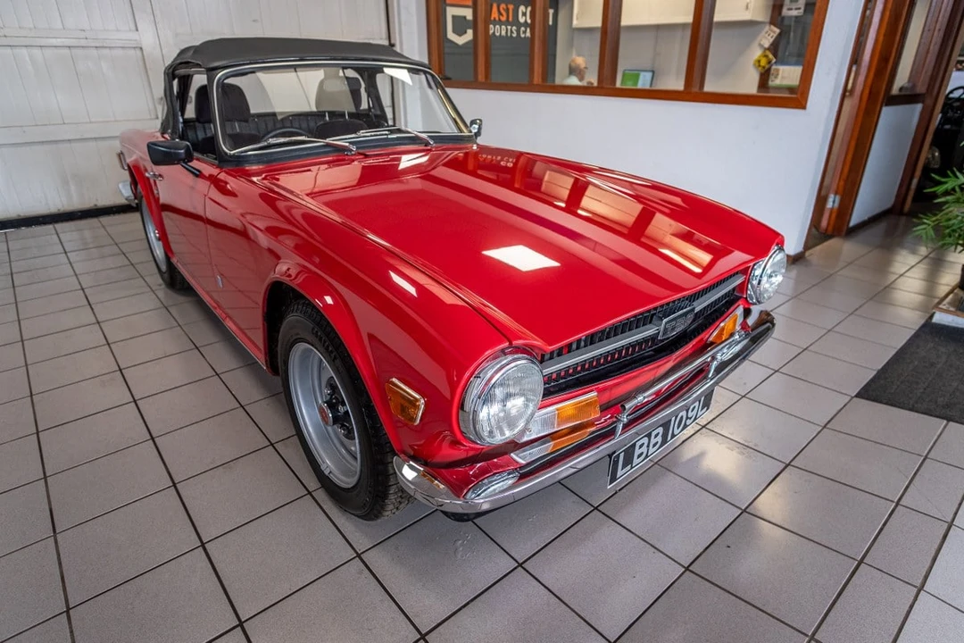 1972 Triumph TR6 CF Injected - Image 19 of 30