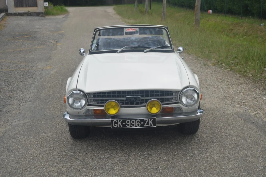 1972 Triumph TR6 CF Injected - Image 27 of 30