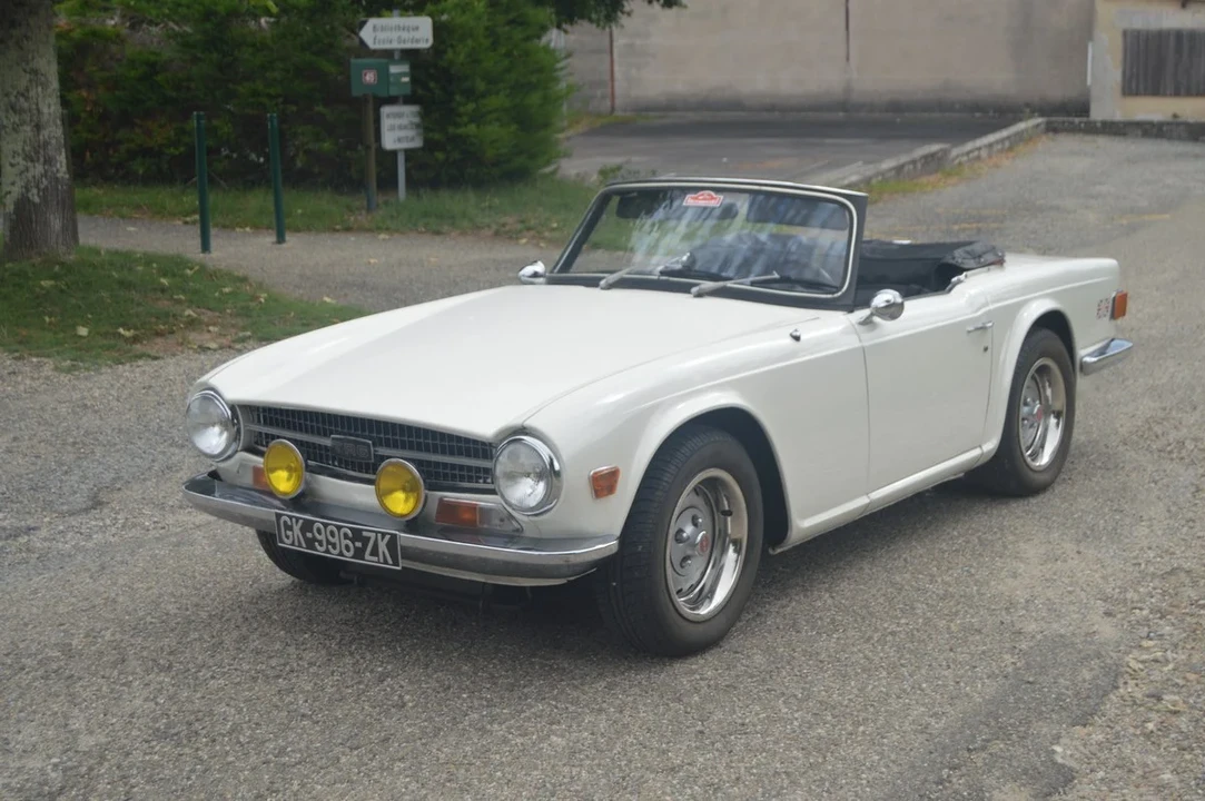 1972 Triumph TR6 CF Injected - Image 29 of 30