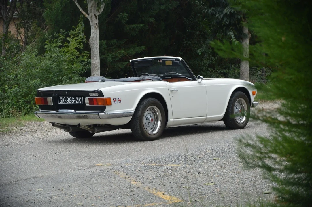 1972 Triumph TR6 CF Injected - Image 12 of 30