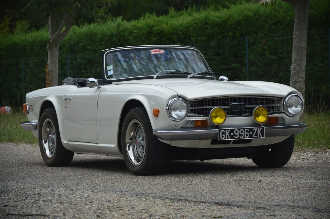 1972 Triumph TR6 CF Injected - Image 14 of 30