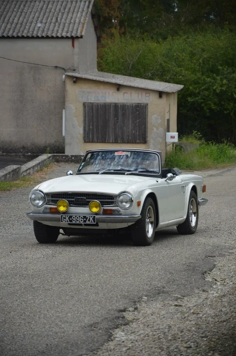1972 Triumph TR6 CF Injected - Image 21 of 30