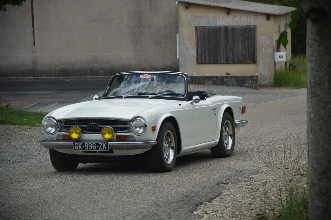 1972 Triumph TR6 CF Injected - Image 24 of 30