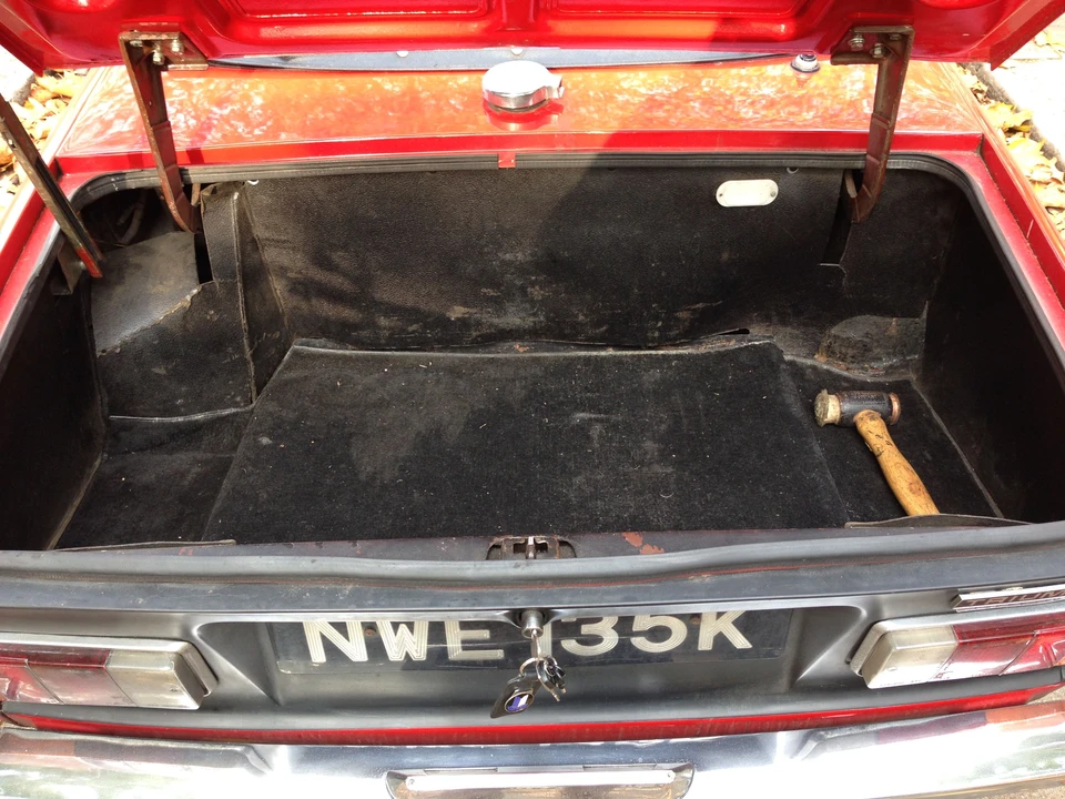 1972 Triumph TR6 (US-spec) - Image 4 of 8