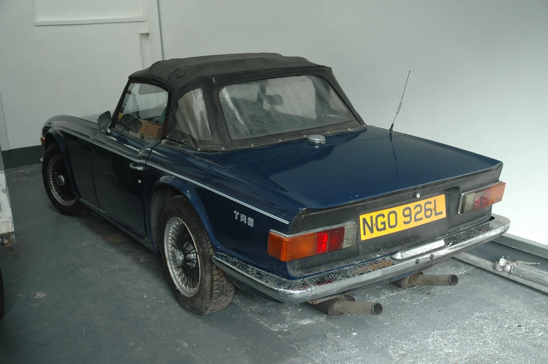 1972 Triumph TR6 CR/CC Carb - Image 2 of 2