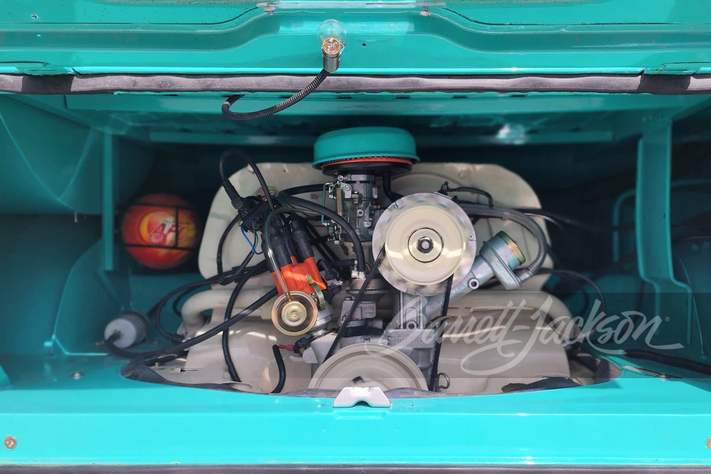 1972 Volkswagen Split-Window Bus - Image 2 of 13