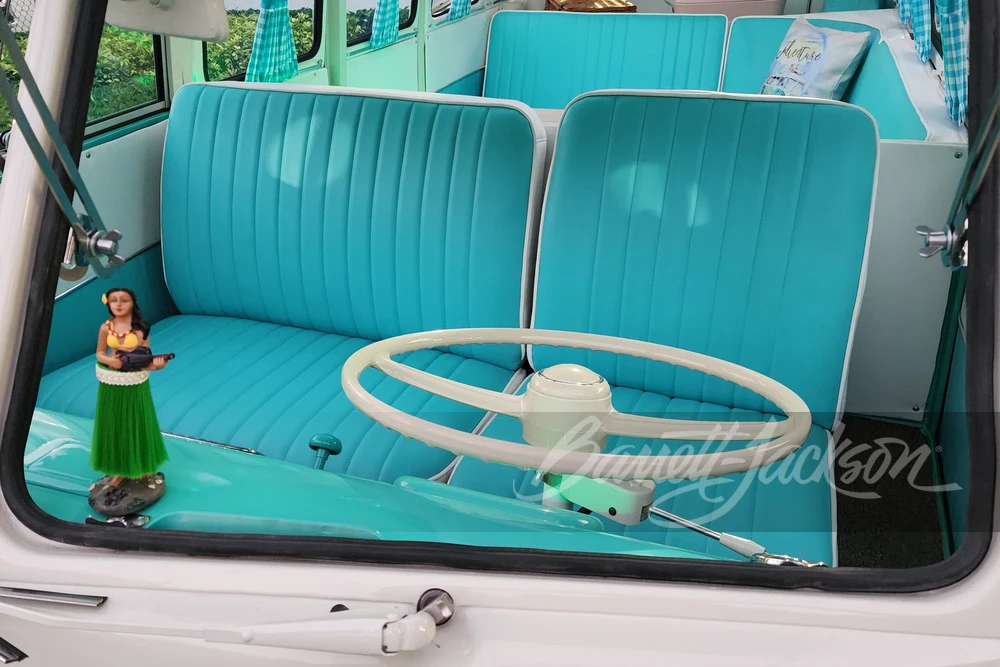 1972 Volkswagen Split-Window Bus - Image 5 of 13
