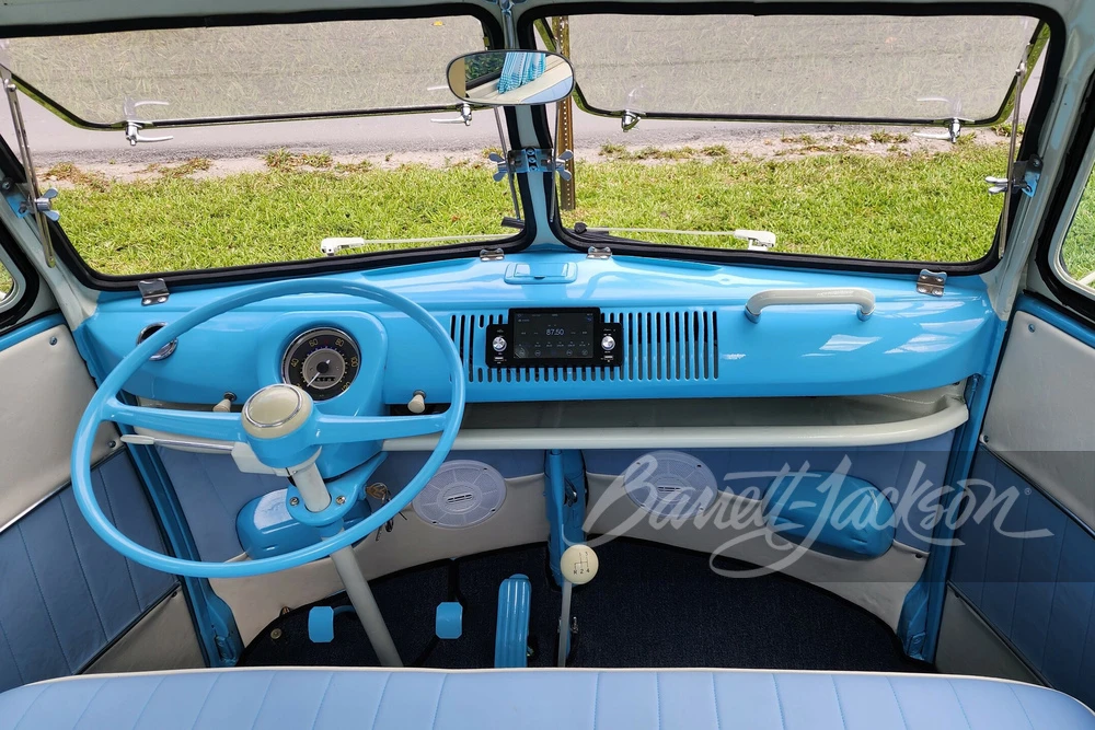 1972 Volkswagen Split-Window Bus - Image 4 of 23