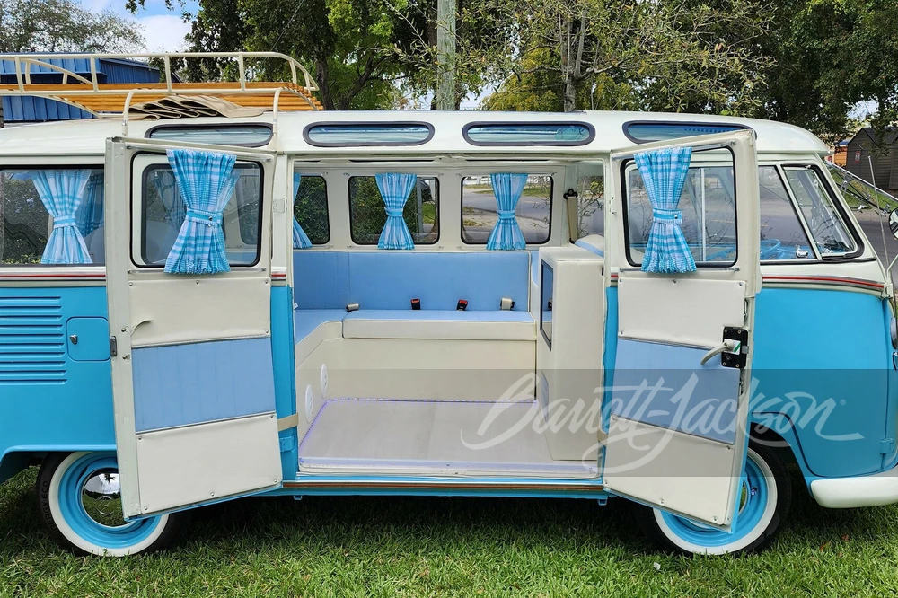 1972 Volkswagen Split-Window Bus - Image 13 of 23