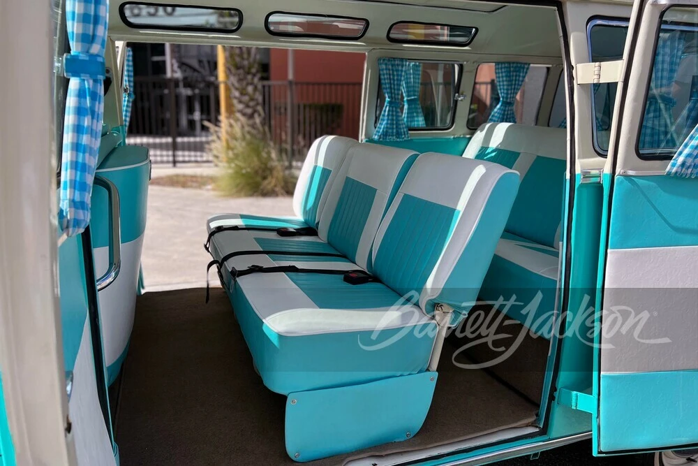 1972 Volkswagen Split-Window Bus - Image 3 of 14
