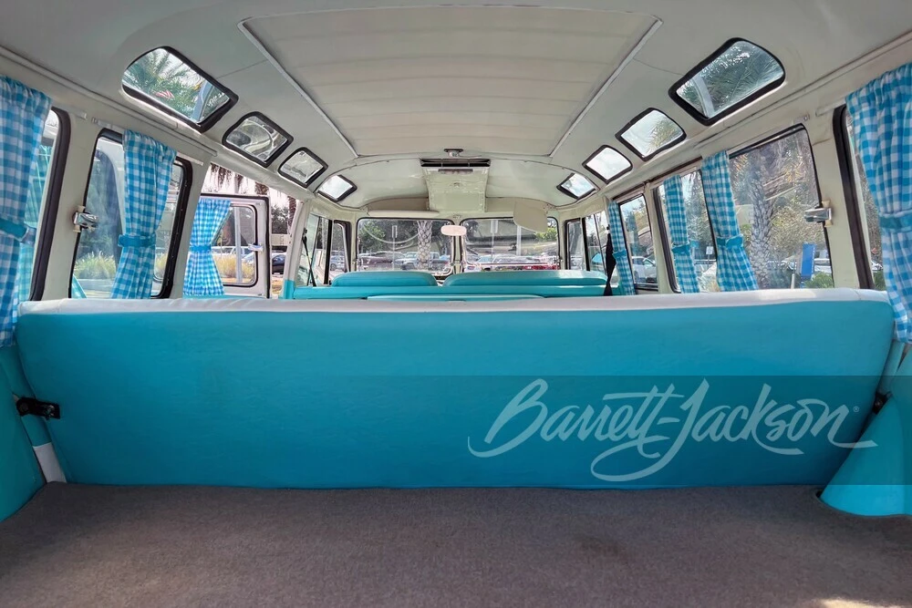 1972 Volkswagen Split-Window Bus - Image 6 of 14