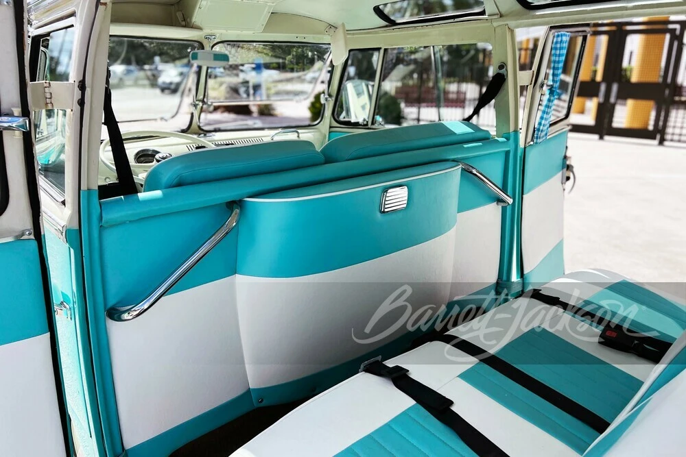 1972 Volkswagen Split-Window Bus - Image 7 of 14