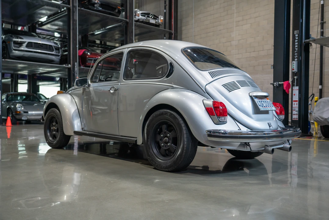 1972 Volkswagen Super Beetle - Image 6 of 31