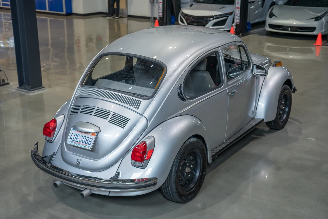 1972 Volkswagen Super Beetle - Image 15 of 31