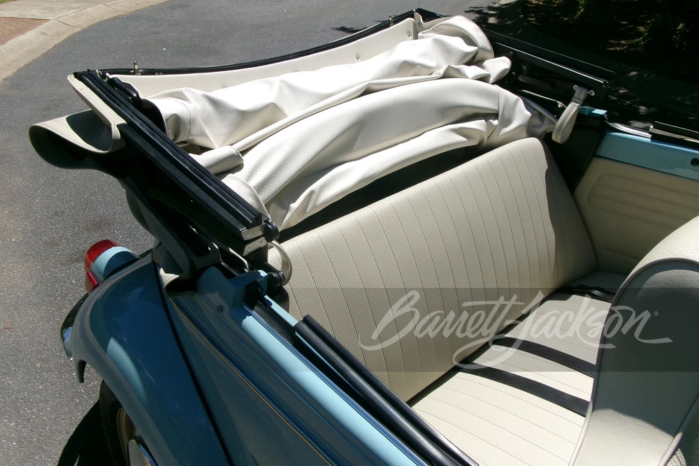 1972 Volkswagen Super Beetle - Image 13 of 31