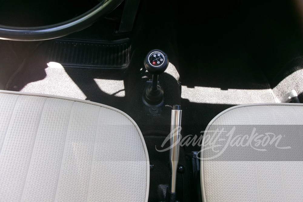 1972 Volkswagen Super Beetle - Image 14 of 31