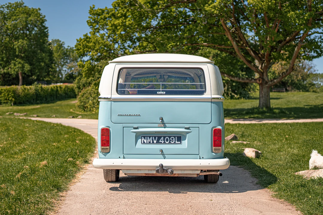 1972 Volkswagen Bay-Window Camper - Image 15 of 31