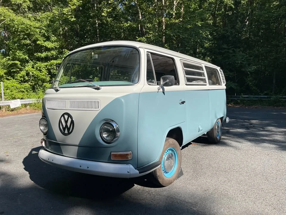 1972 Volkswagen Bay-Window Bus - Image 7 of 11