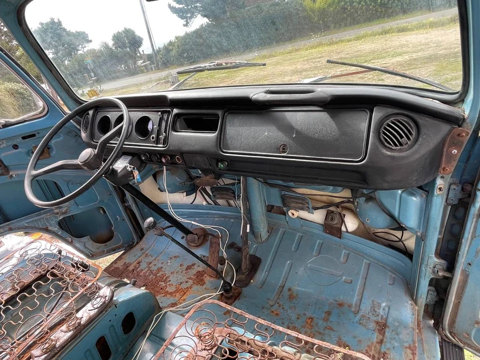 1972 Volkswagen Bay-Window Camper - Image 10 of 24