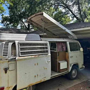 1972 Volkswagen Bus Westfalia Camper